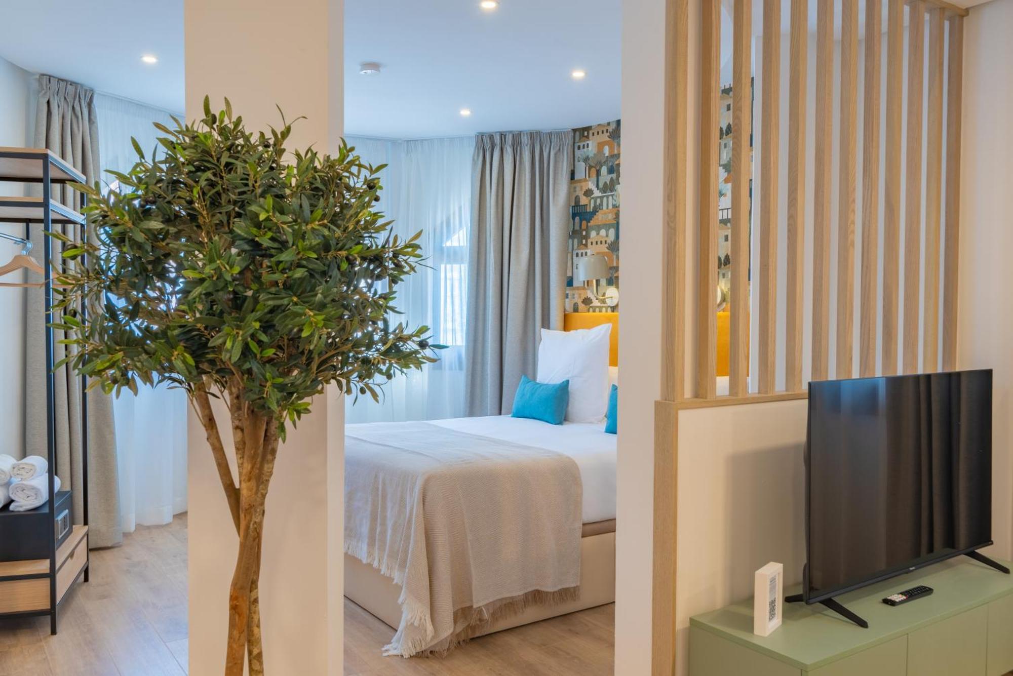Feelathome Atarazanas Apartments Малага Экстерьер фото