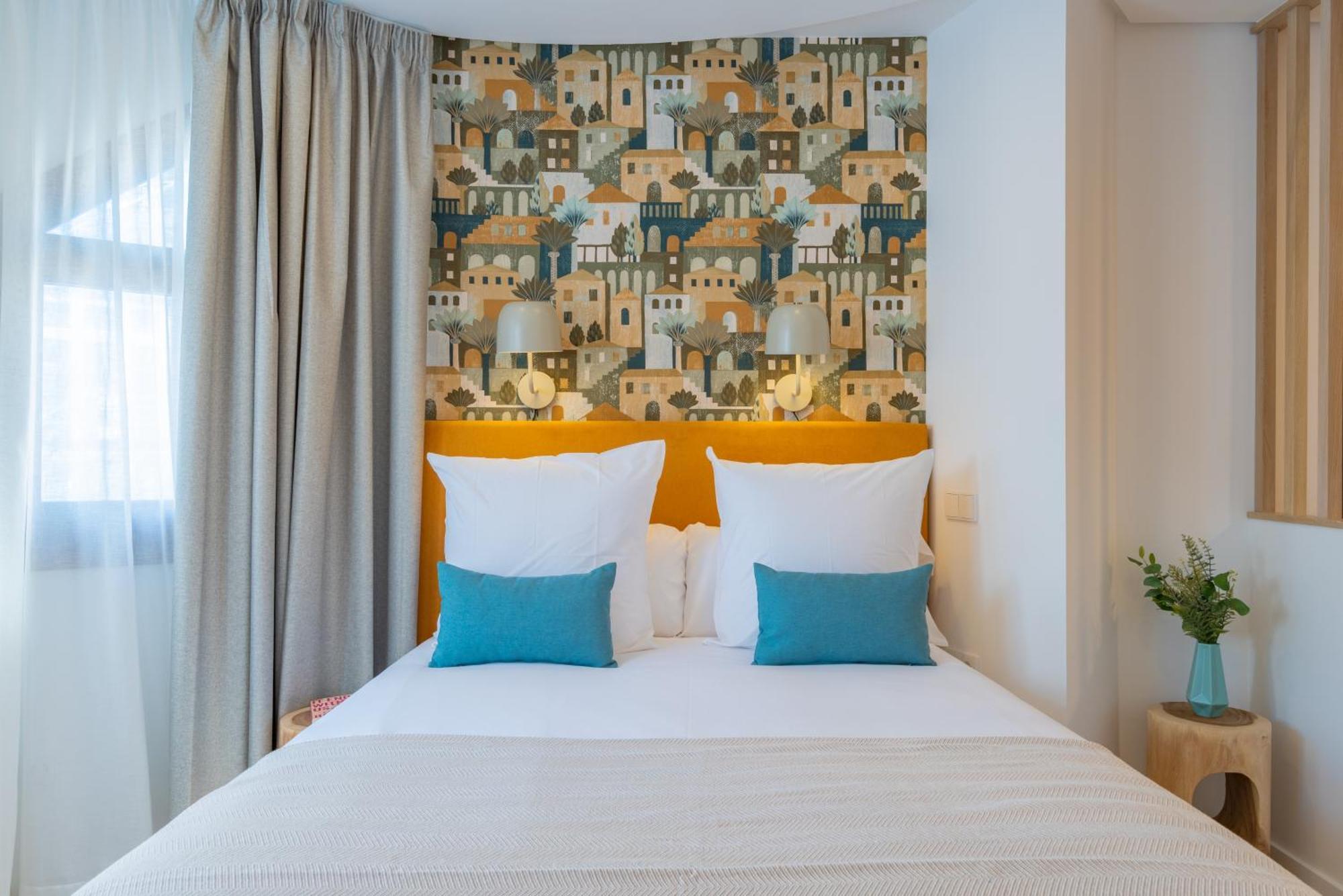 Feelathome Atarazanas Apartments Малага Экстерьер фото
